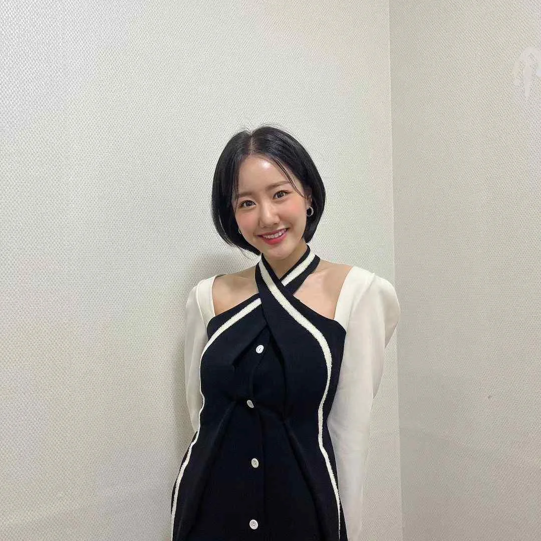 Jin Ji Hee - jin-ji-hee-hot-8.webp